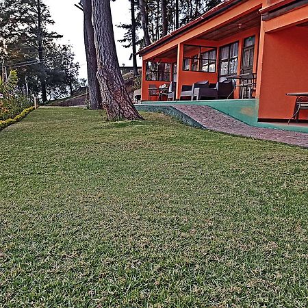 Hotel Y Apartamentos Don Moises Panajachel Exterior photo